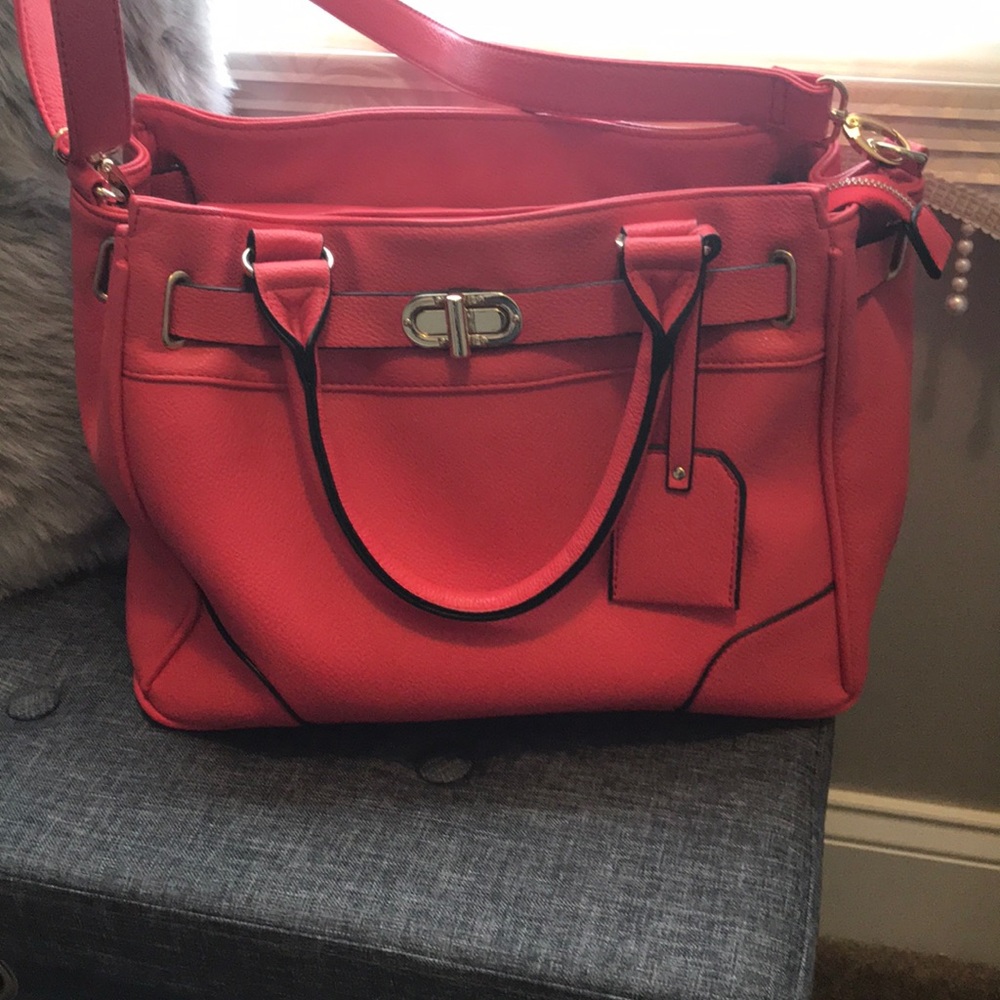 Red justfab purse